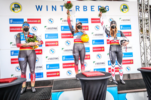 Flower Ceremony Winterberg, Women